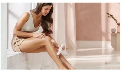 Epilator PHILIPS BRE740/90, bežičan, 12 nastavaka, bijeli